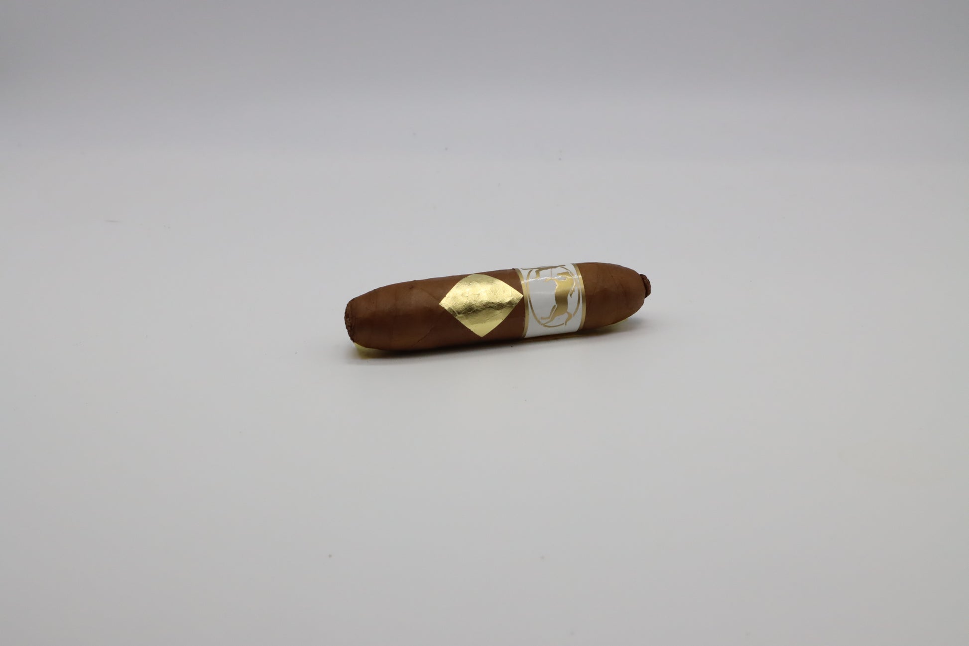 Japanese cigars, delivery cigars, buy cigars in japan, boutique cigars, best price cigars,日本葉巻、津幡葉巻、