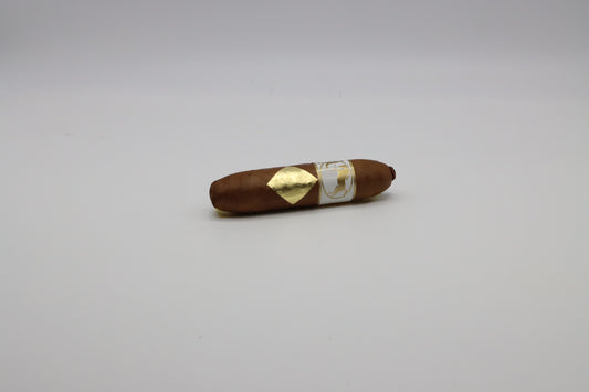 Japanese cigars, delivery cigars, buy cigars in japan, boutique cigars, best price cigars,日本葉巻、津幡葉巻、