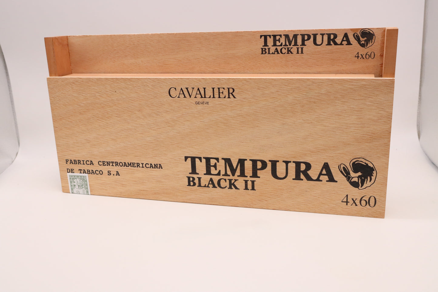 Japanese cigars, delivery cigars, buy cigars in japan, boutique cigars, best price cigars,日本葉巻、津幡葉巻、