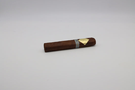 Japanese cigars, delivery cigars, buy cigars in japan, boutique cigars, best price cigars,日本葉巻、津幡葉巻、