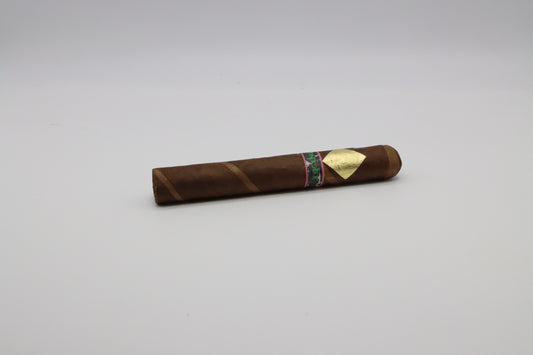 Japanese cigars, delivery cigars, buy cigars in japan, boutique cigars, best price cigars,日本葉巻、津幡葉巻、
