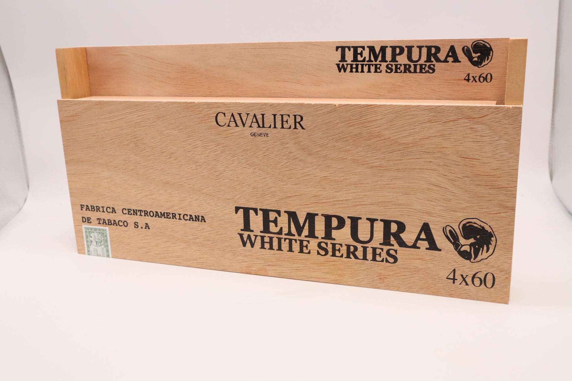 Japanese cigars, delivery cigars, buy cigars in japan, boutique cigars, best price cigars,日本葉巻、津幡葉巻、