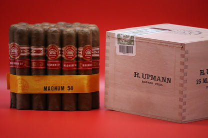 H.Upmann Magnum 54 - racccigarsclub