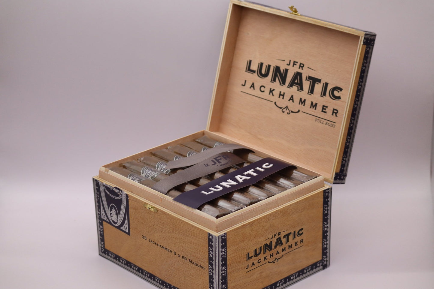 JFR Lunatic Jackhammer Maduro - racccigarsclub