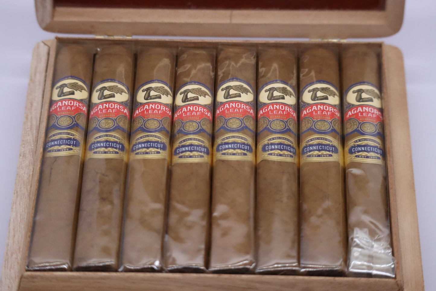 La Validacion Connecticut Toro - racccigarsclub