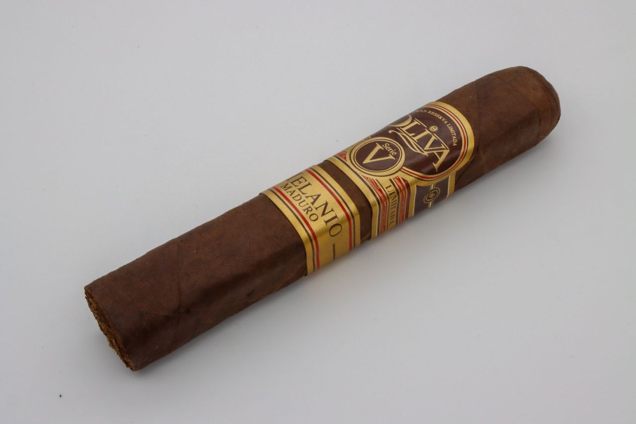 Oliva Serie V Melanio Maduro Robusto - racccigarsclub